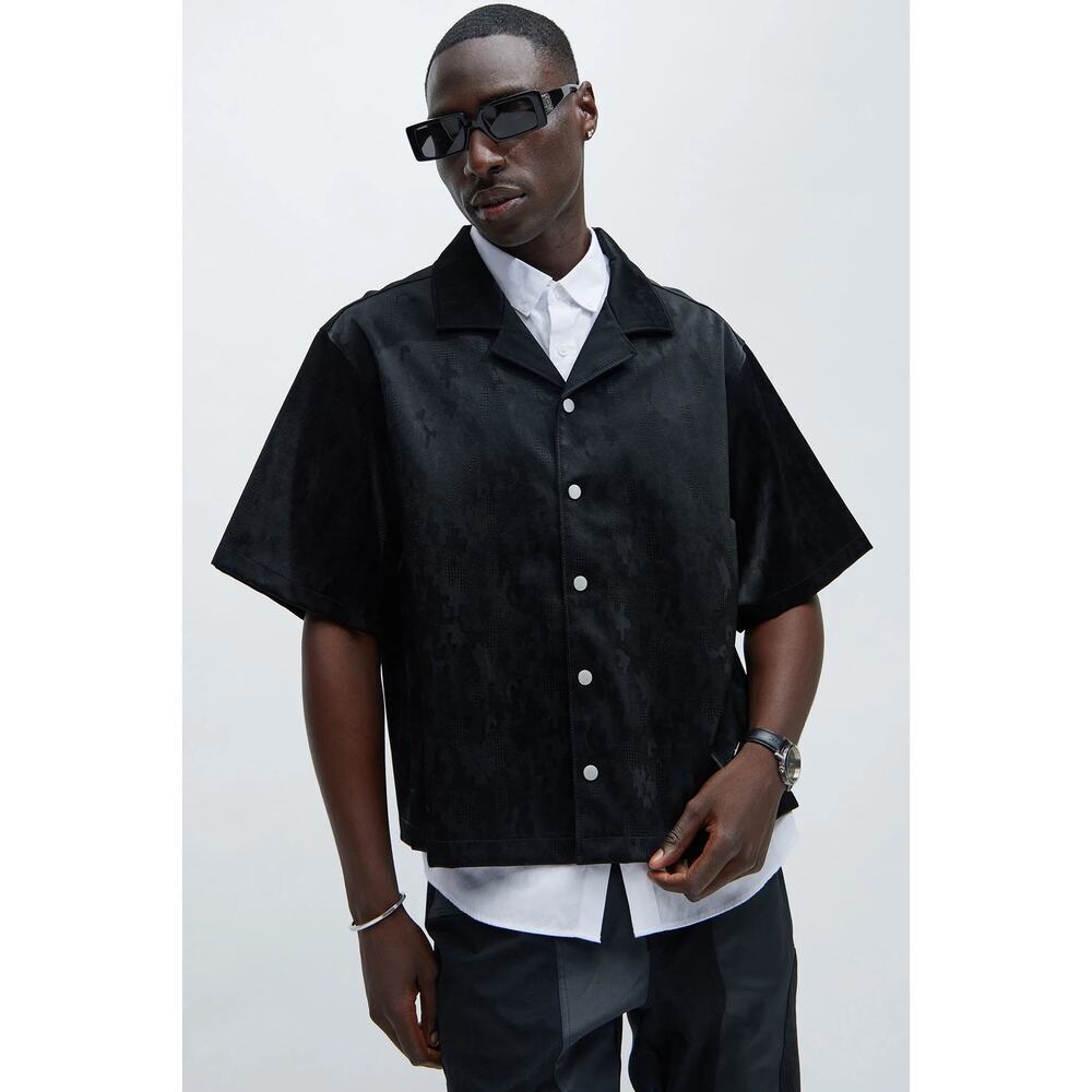 New Nova Men's Griffin Faux Leather Shirt sz S